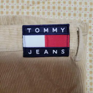 Tommy Jeans 코듀로이 색상은 미색 32인치