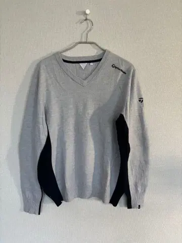 Taylormade 테일러메이드 V넥 골프 니트 L