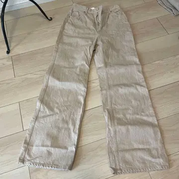 베이지 스트레이트 레그 데님 팬츠