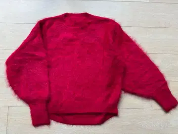 윔 가젯 빨간 모헤어 스웨터