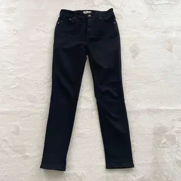 새상품급 YANUK/야누크 PATRICIA(패트리샤) 25인치 블랙