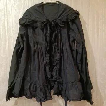 핑크하우스 하트 와펜 포함 오버 블라우스 블랙