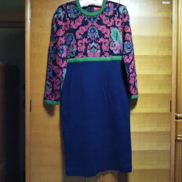 로베르타 디 카메리노 긴팔 니트 원피스 레드 x 네이비