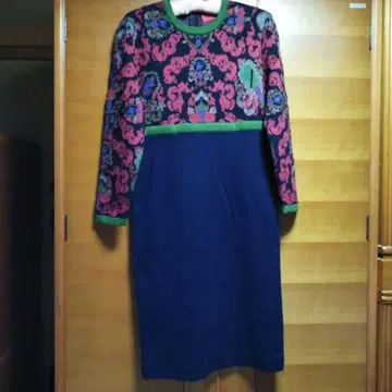 로베르타 디 카메리노 긴팔 니트 원피스 레드 x 네이비