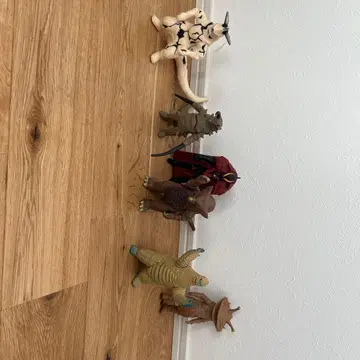 울트라맨 시리즈 괴수 피규어 세트