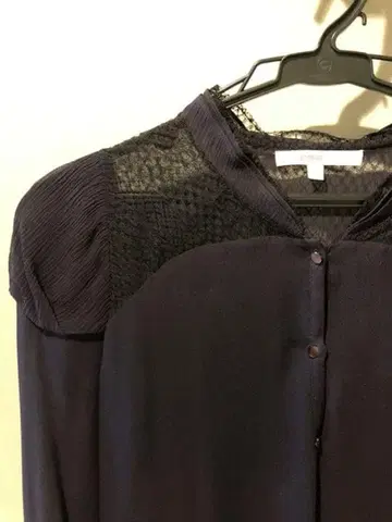 Vanessa Bruno 실크 자수 블라우스