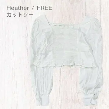 헤더 걸리시 페미닌 스퀘어 레이스업 블라우스 크롭 기장 화이트