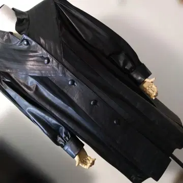 [미사용 새상품] 블랙 가죽 롱 자켓 F