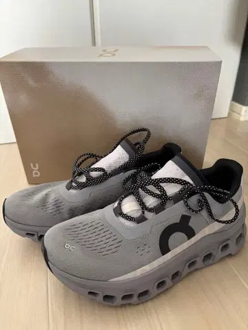 On 클라우드몬스터 그레이