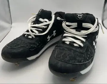 언더아머 Under Armour 블랙 스파이크