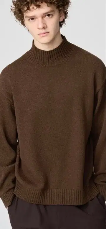 유니클로 C 로 게이지 하이넥 스웨터 M UNIQLO:C