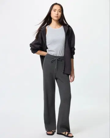 [ 미사용 새상품 ] UNIQLO 워셔블 니트 리브 팬츠 / 긴 길이