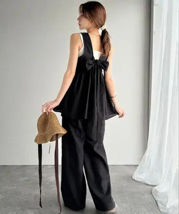 [새상품] AYA x 클래식 엘프 콜라보 백리본 셋업