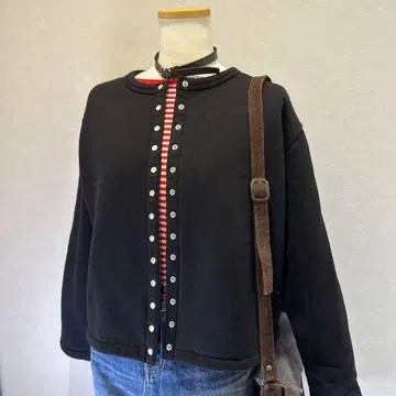 agnesb. archive snap cardigan 프레션