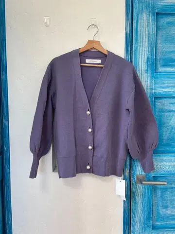 새상품! 라그나문! 펄 버튼 가디건! 퍼플