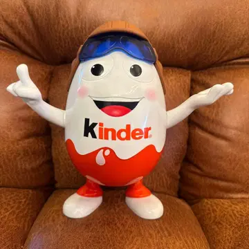 킨더 서프라이즈 알 모양 캐릭터 후드 토이