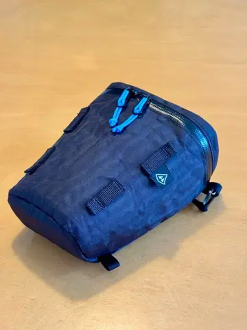 Hyperlite Mountain Gear CAMERA POD