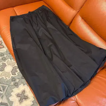 ZARA 블랙 벌룬 롱 스커트