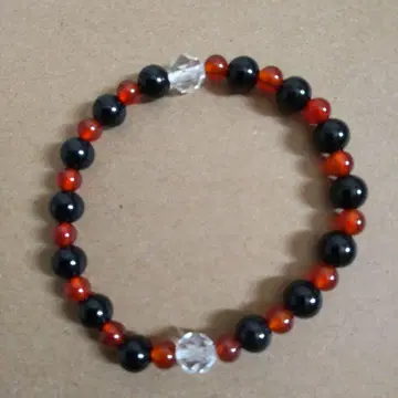 # 블랙 오닉스 빨간 마노 수정 커팅 어레인지 팔찌 7mm