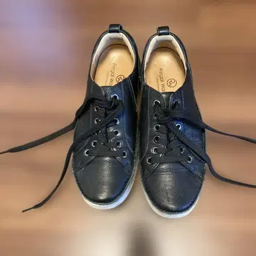 REGAL 워킹화 24.5