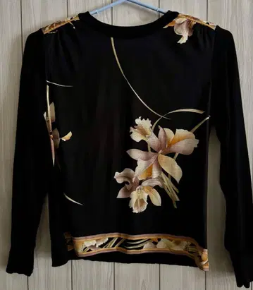 레오나르 울 스웨터 LL