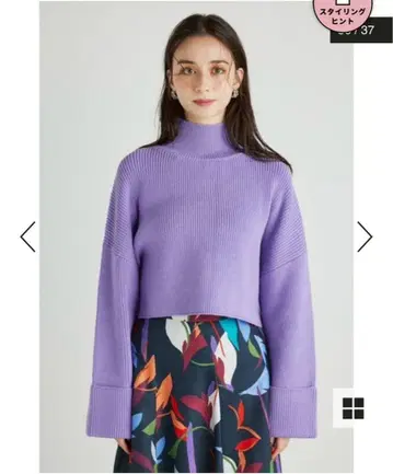 턴 UP SLV 크롭 Knit TOP