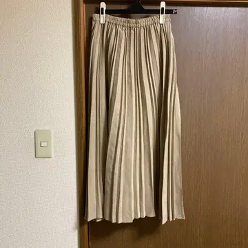 re I 매화 베이지 플리츠 스커트 사이즈 F