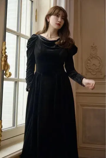 herlipto 2024 Majestic Velour Dress