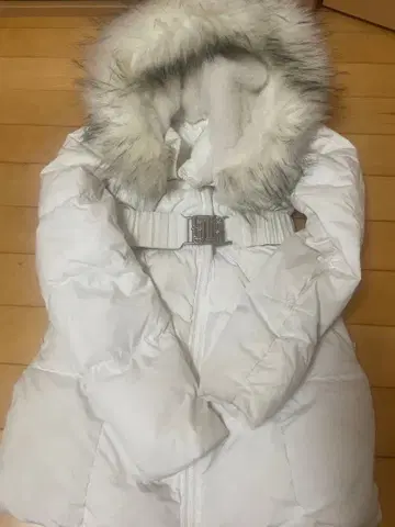 GYDA 다운 자켓 벨트 포함 2024