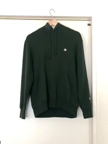 Champion 다크 그린 후드티