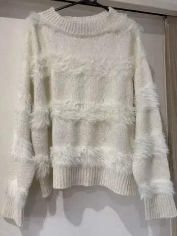 MAISON MAVERICK PRESENTS 보더 샤기 니트