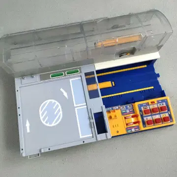 프라레일 커다란 돔의 터미널 스테이션