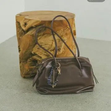 스페경 참 포함 보스턴 글로벌 워크 브라운