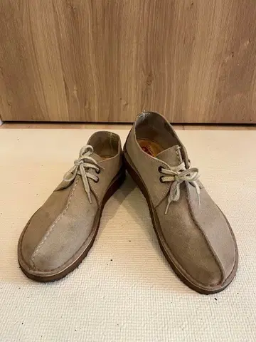 클락스 데저트 트렉