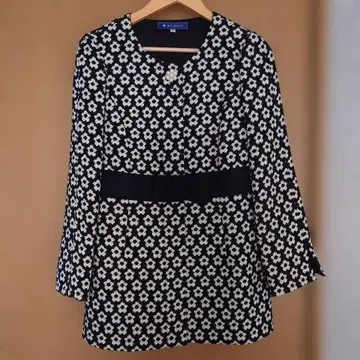 M'S GRACY 꽃무늬 노카라 롱 자켓 사이즈 40