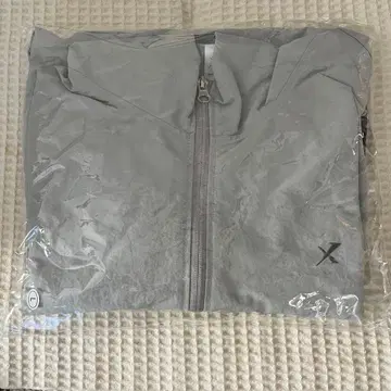 INI XQUARE 아노락 L 사이즈