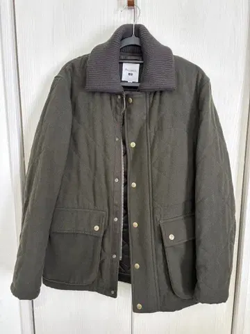 유니클로 jw anderson 퀼팅 자켓 다크 그린