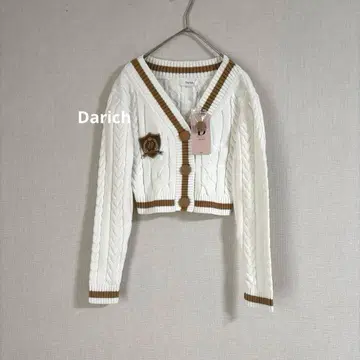 새상품급 미사용 Darich 엠블럼 숏 가디건 스쿨 케이블