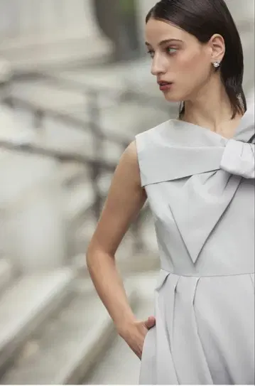 CELFORD YUMIKATSURA 비대칭 리본 드레스