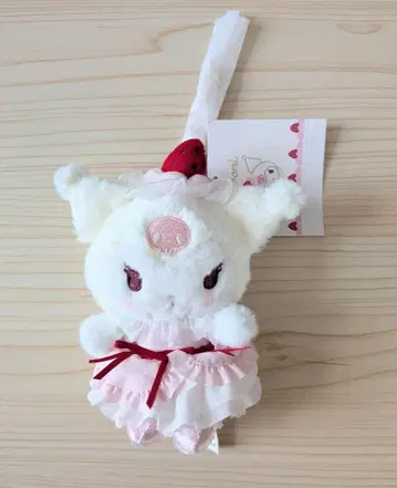 산리오 딸기 휘핑 케이크 시리즈 마스코트 백참 쿠로미