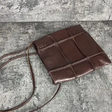 SOMES SADDLE 가죽 사코슈 크로스바디 백