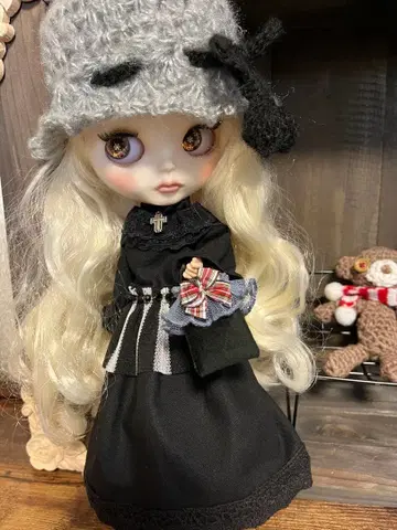 브라이스 아이시 인형 아웃핏 백 포함 블랙 드레스