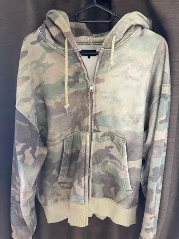 BEAMS 카모플라쥬 더블 지퍼 후드티