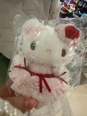 산리오 키티 딸기 휘핑 케이크 마스코트 백참