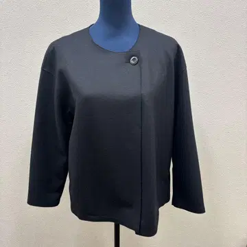 23구 울 노카라 자켓 블랙 사이즈 38