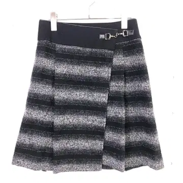 UNTITLED 구제 의류 실버 금장 장식 벨트 보더 랩스커트