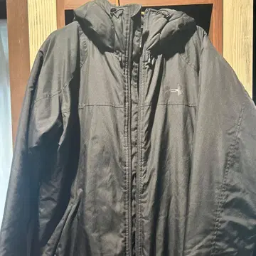 언더 아머 스톰 벤치 코트