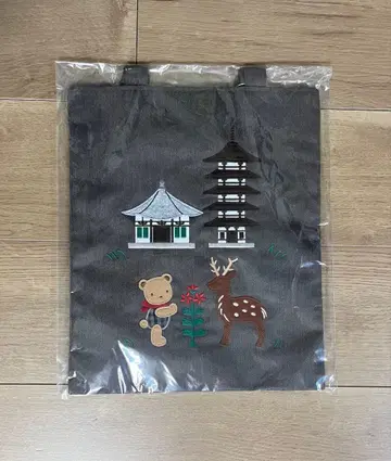 미개봉 새상품 파미리아 x 운경전 오리지널 백