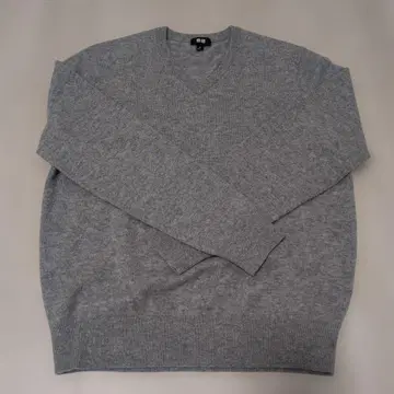유니클로 니트 캐시미어 100% 사이즈 M