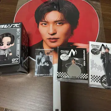 메구로 렌 아크릴 스탠드 부채 소프트 비닐